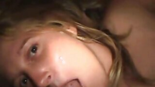 Loira vídeo pornô da ...